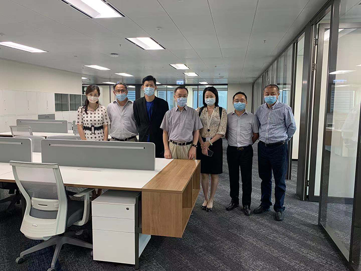 20210714 香港京港中心负责人到防钟山公司2.jpg