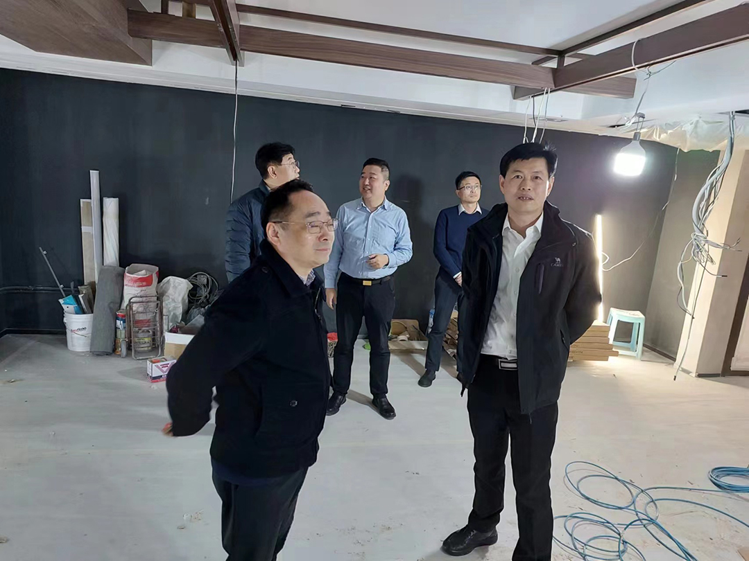 文章附图