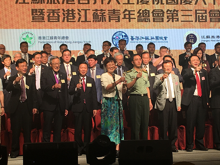 文章附图
